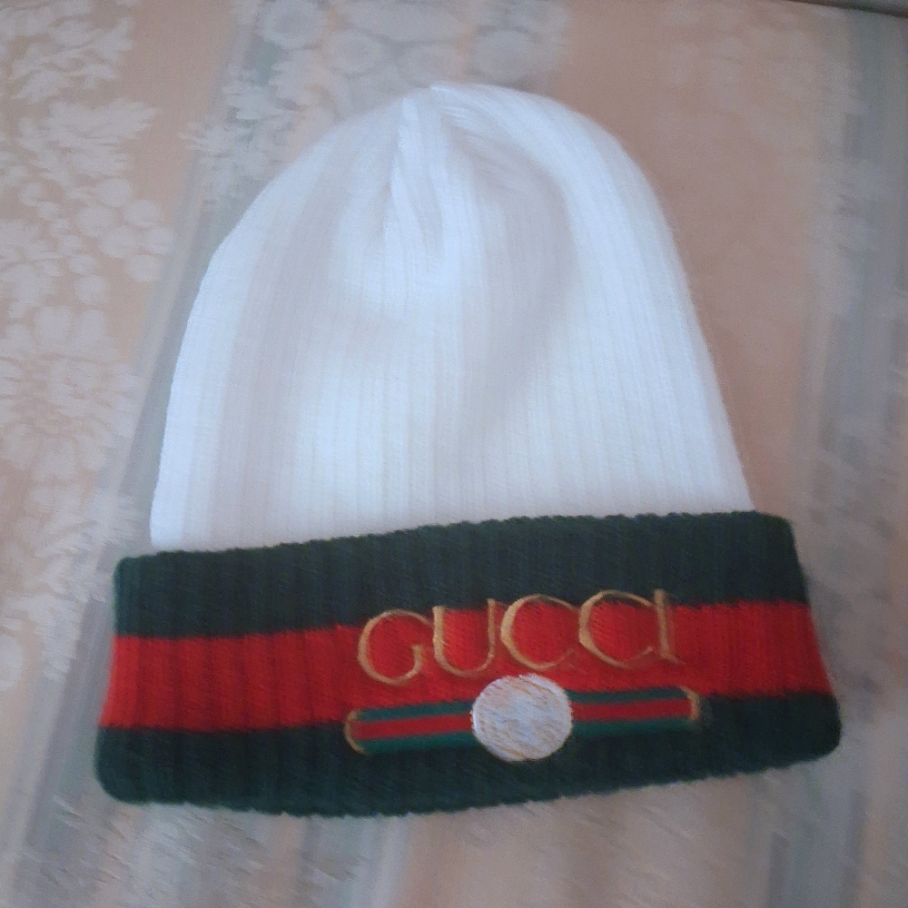 NEW Custom Made Designer Unisex White, Green & Gold Logo Beanie Winter Hat - Picture 10 of 10